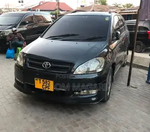 Toyota Ipsum 2003 Black