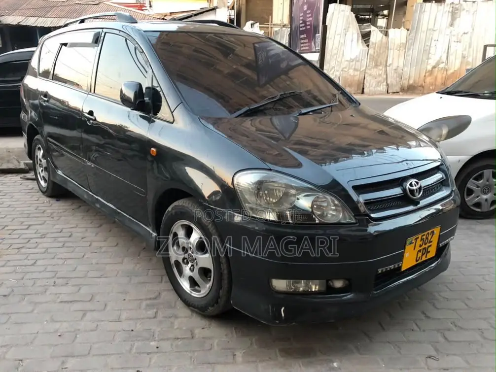 Toyota Ipsum 2003 Black