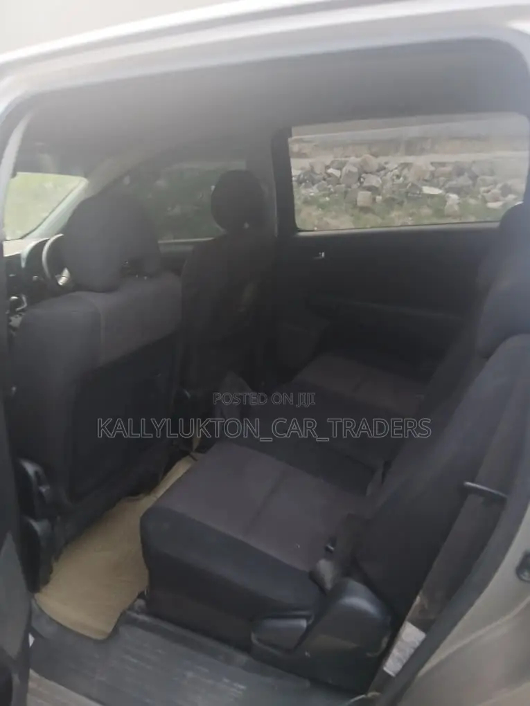 Toyota Wish 2006 Gray