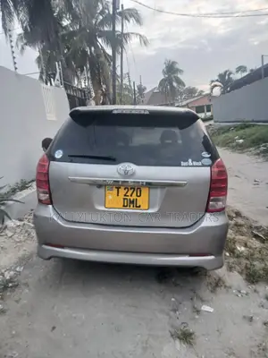 Toyota Wish 2006 Gray