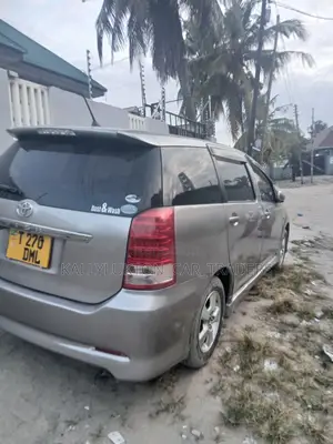 Toyota Wish 2006 Gray