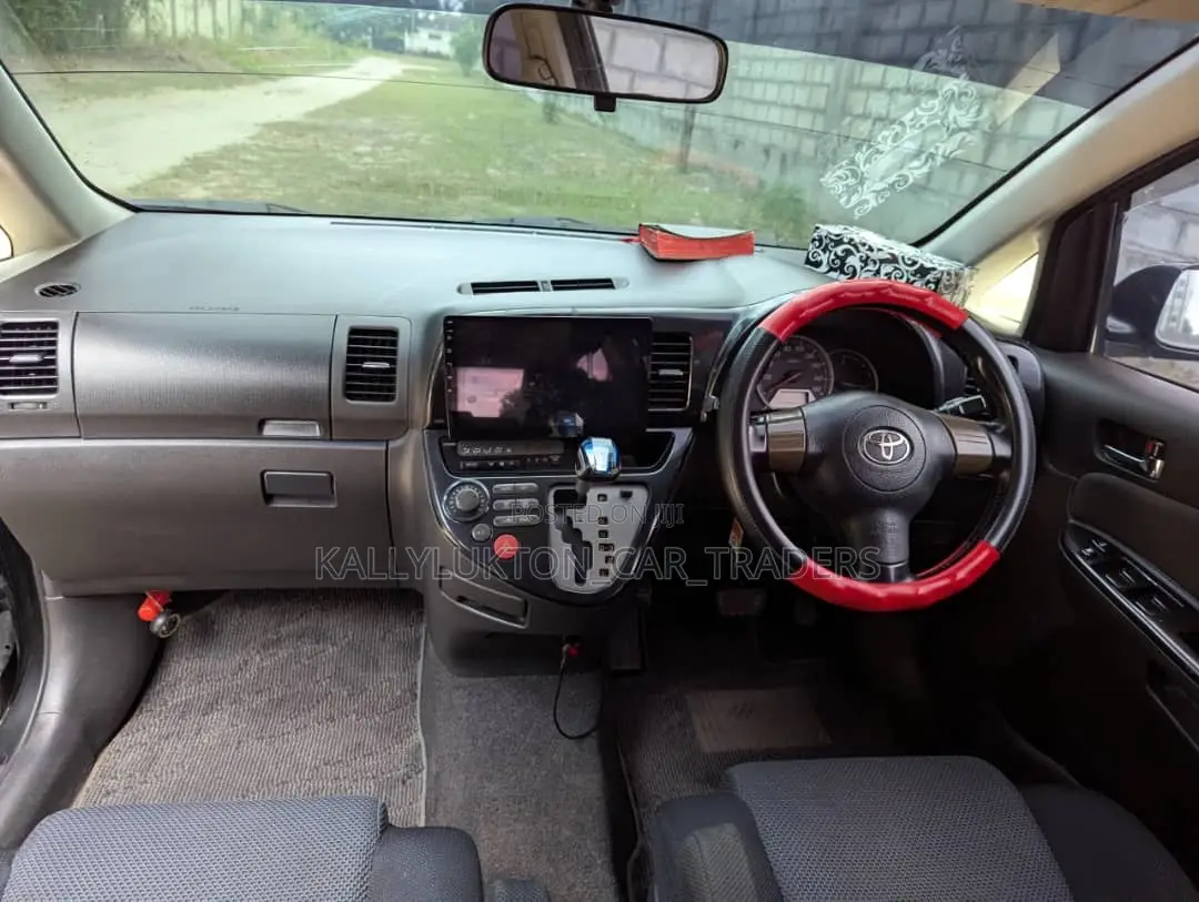 Toyota Wish 2006 Black