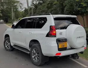 Toyota Land Cruiser Prado 2020 White
