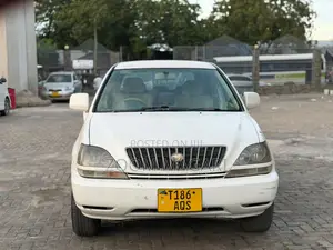 Toyota Harrier 2003 White