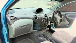 Toyota Vitz 2002 Blue