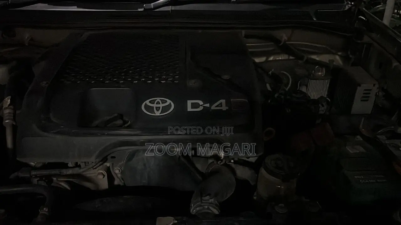 Toyota Fortuner 2015 Gold