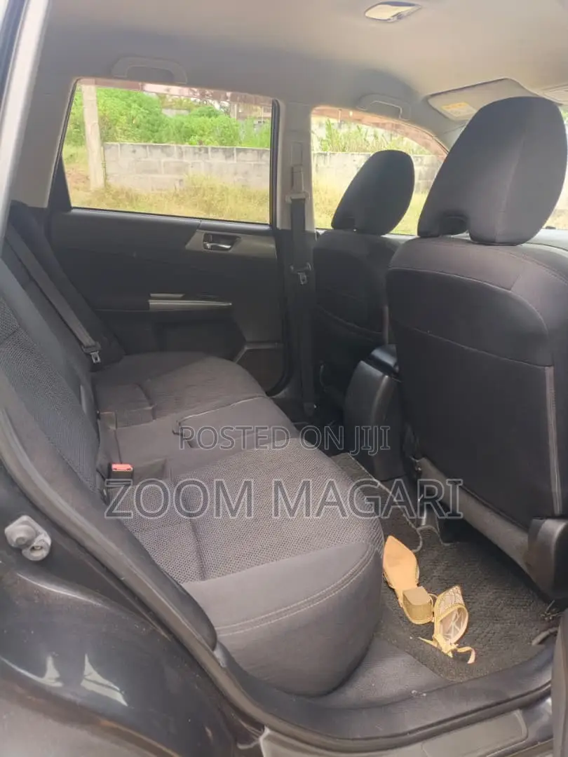 Subaru Forester 2010 Black