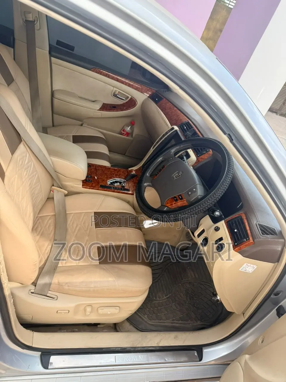 Toyota Crown 2004 Silver