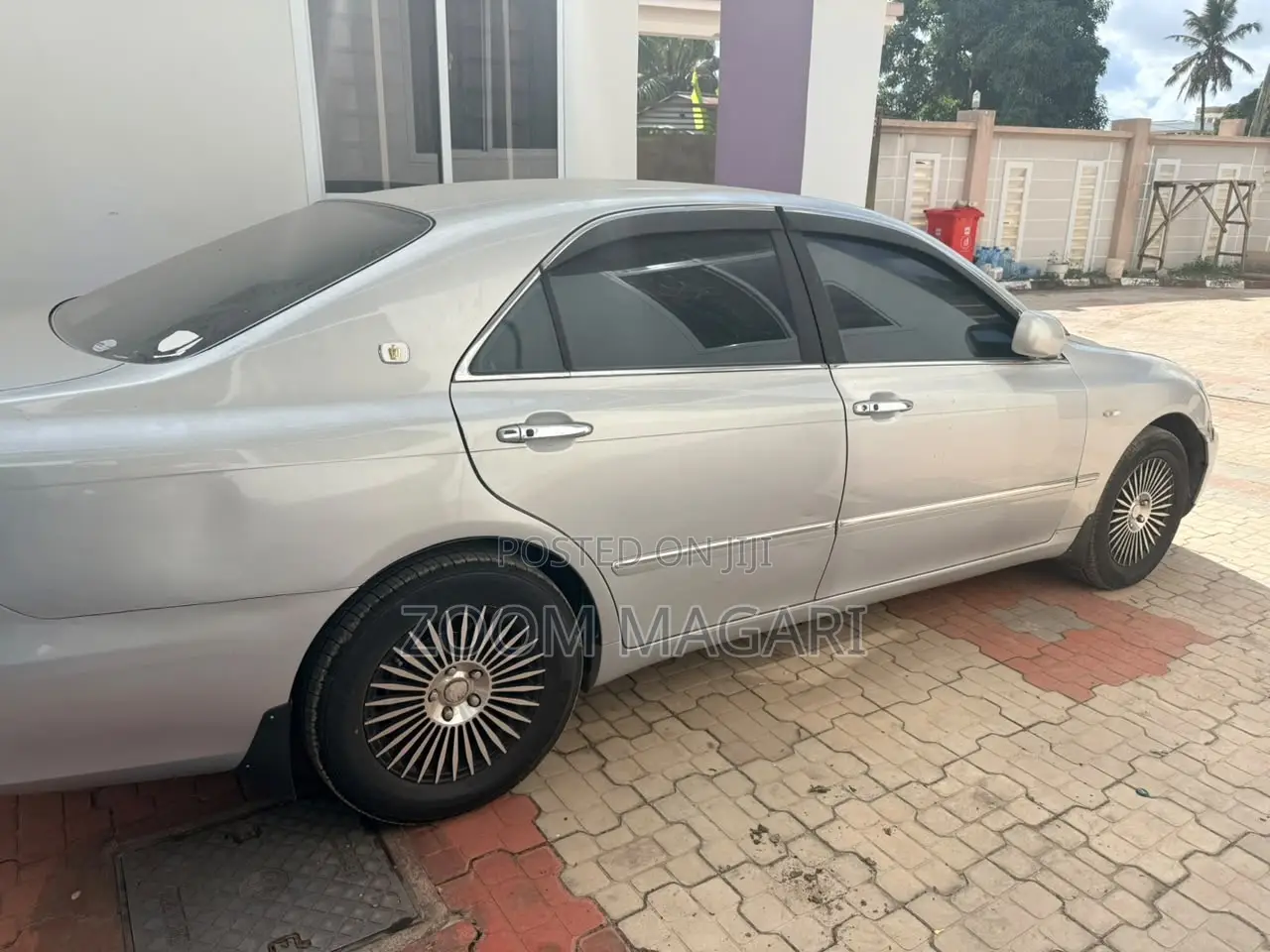 Toyota Crown 2004 Silver