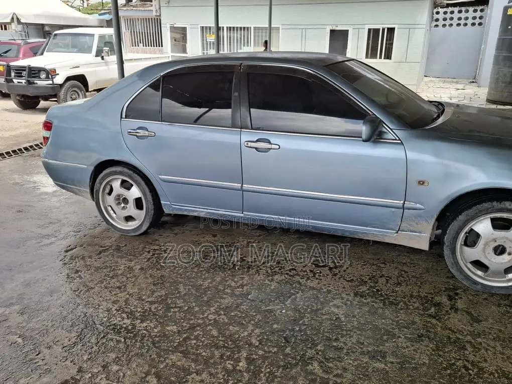 Toyota Brevis 2004 Blue