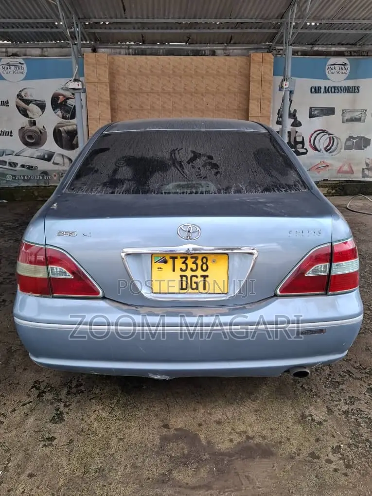 Toyota Brevis 2004 Blue