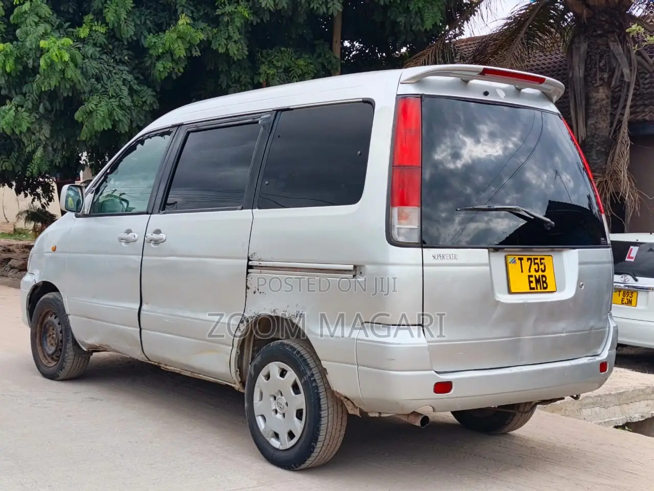 Toyota Noah 2002 Silver