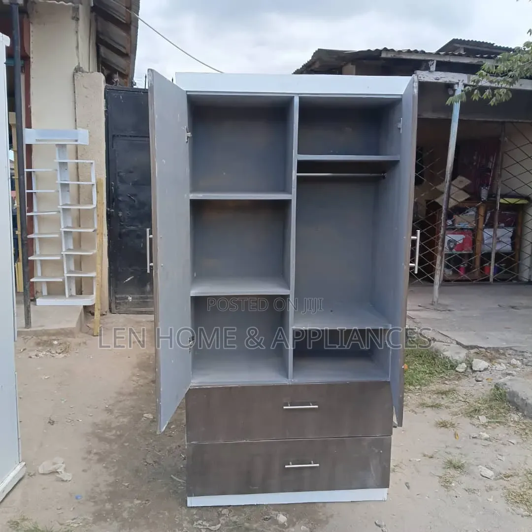Kabat Languo Color Brown and White Milango Miwili