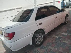 Toyota Carina 2000 White