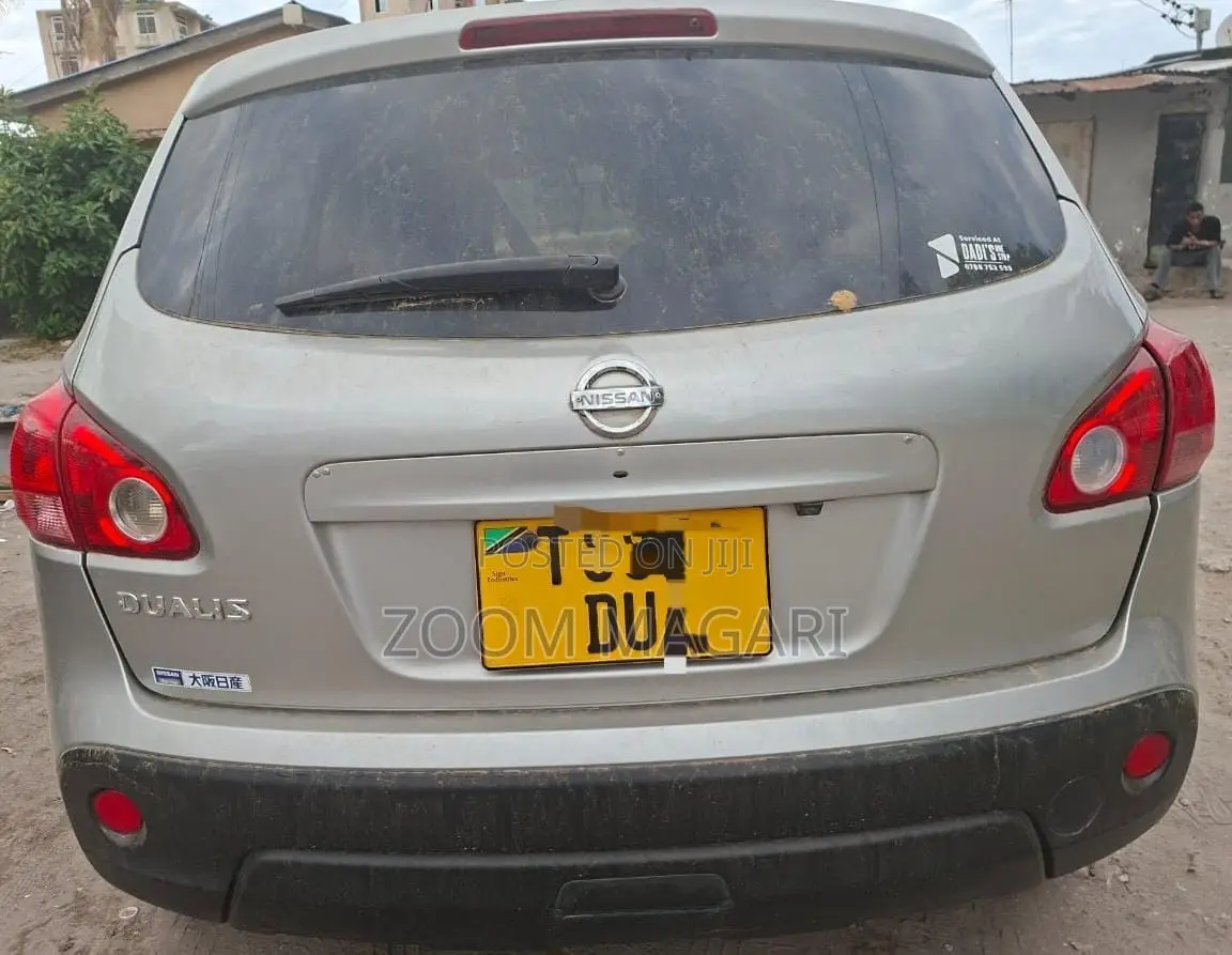 Nissan Dualis 2011 Silver