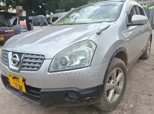 Nissan Dualis 2011 Silver