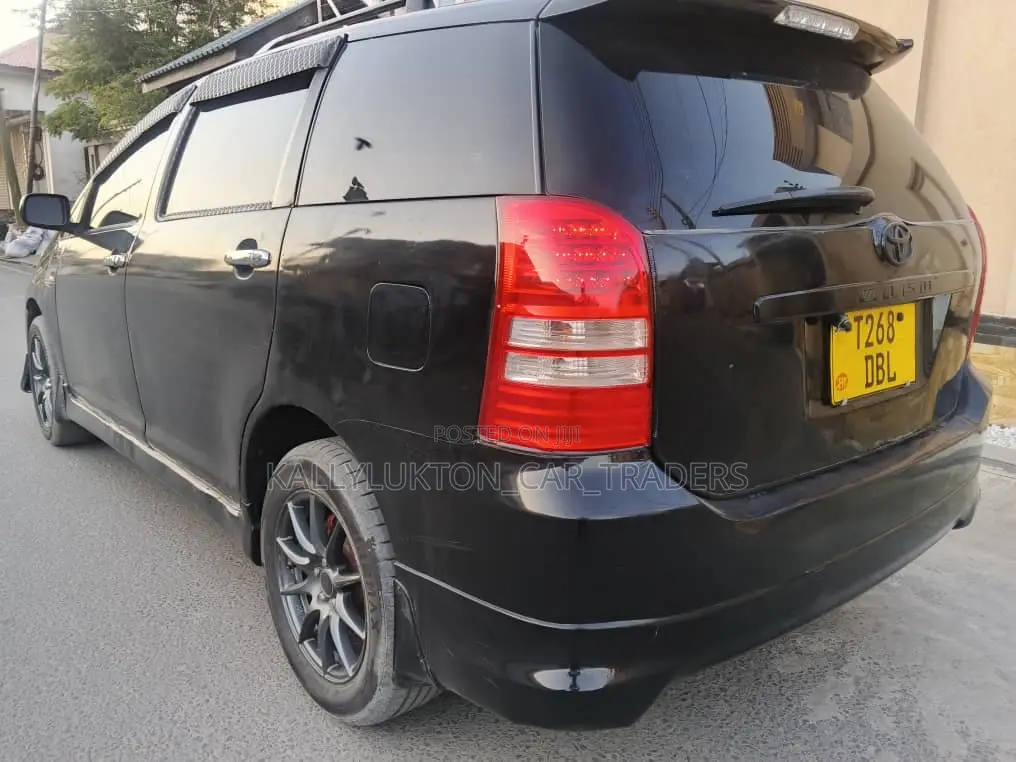 Toyota Wish 2005 Black