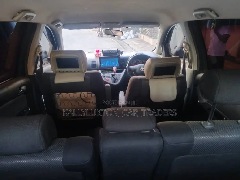 Toyota Wish 2005 Black