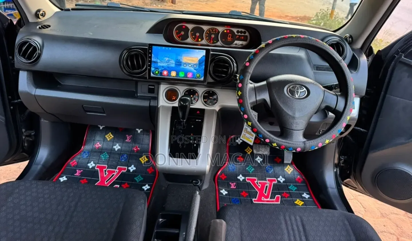 Toyota Corolla Rumion 2009 Black