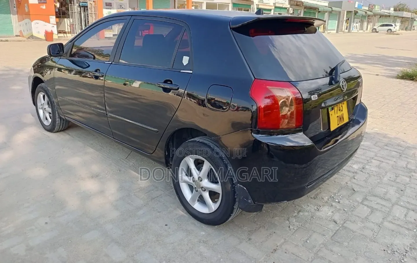 Toyota Corolla RunX 2004 Black