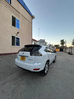 Toyota Harrier 2007 White