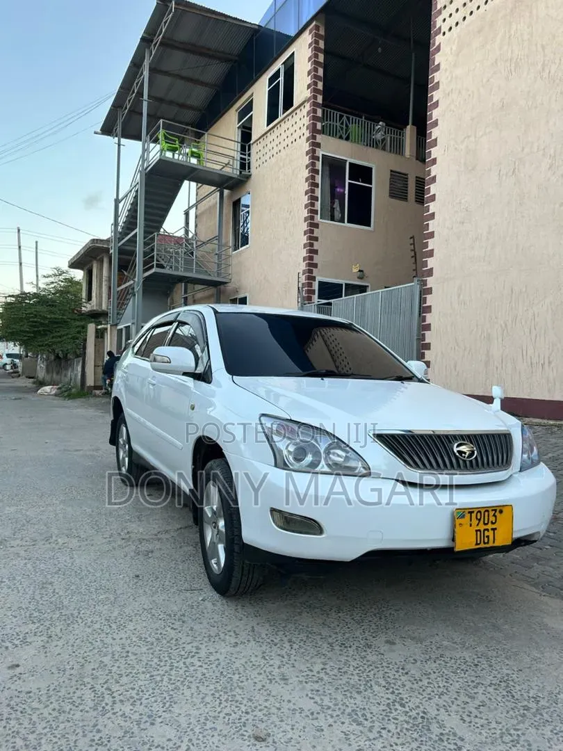 Toyota Harrier 2007 White