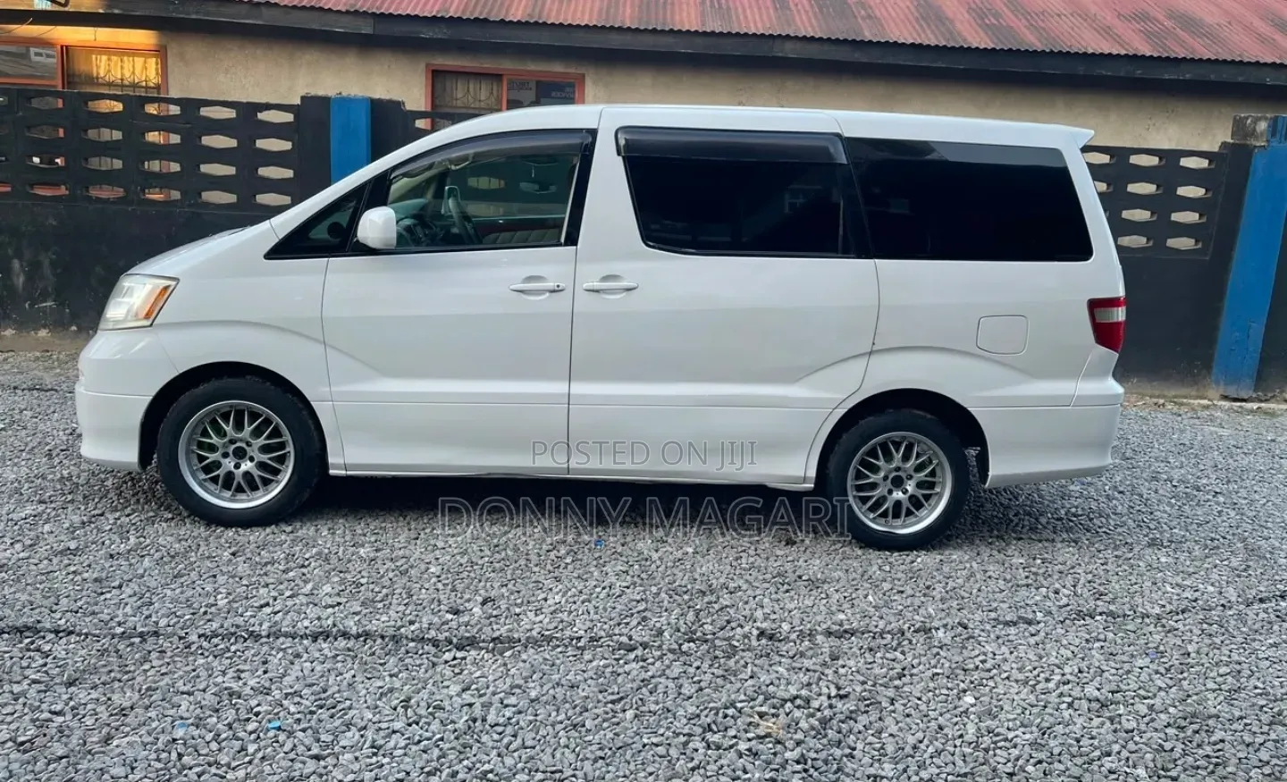 Toyota Alphard 2004 White