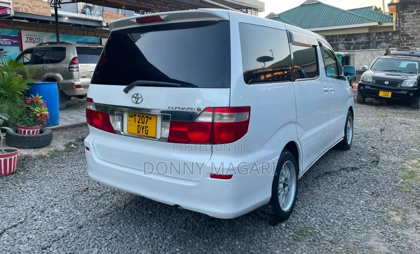Toyota Alphard 2004 White