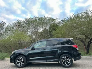 Subaru Forester 2016 Black