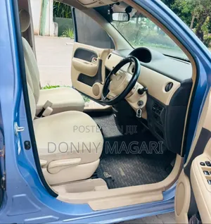 Toyota Sienta 2006 Blue