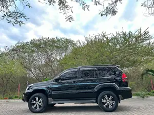 Toyota Land Cruiser Prado 2007 Black