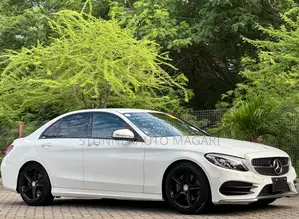 Mercedes-Benz C-Class 2014 Pearl