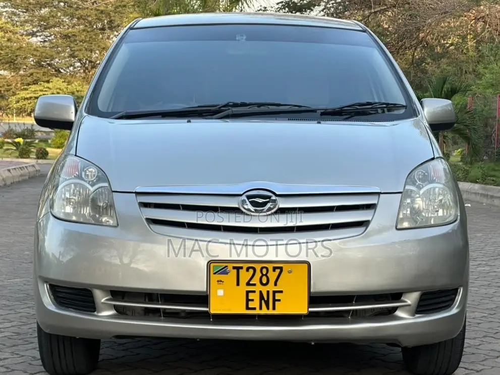 Toyota Corolla Spacio 2005 Silver