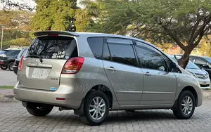 Toyota Corolla Spacio 2005 Silver