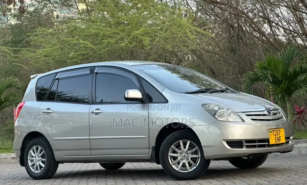 Toyota Corolla Spacio 2005 Silver