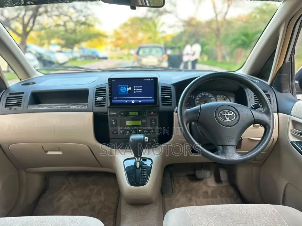 Toyota Corolla Spacio 2005 Silver