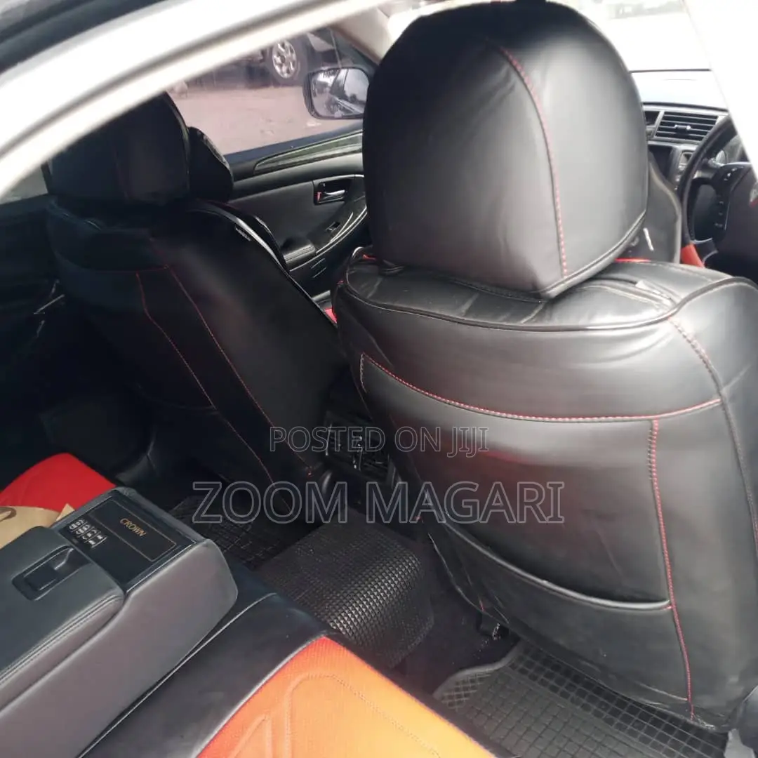 Toyota Crown Royale 2005 Black