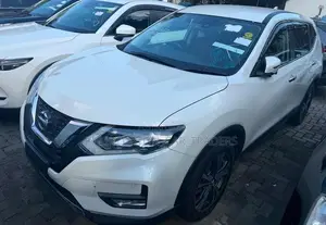 Nissan X-Trail 2018 White