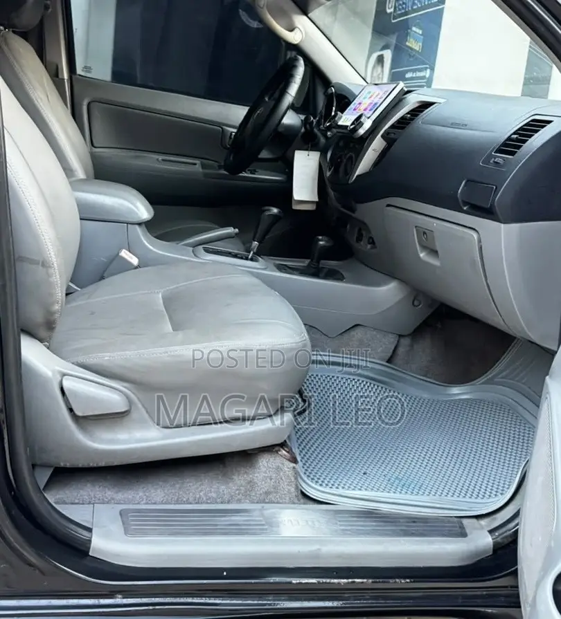 Toyota Hilux 3.0 D-4D Double Cab 2008 Black