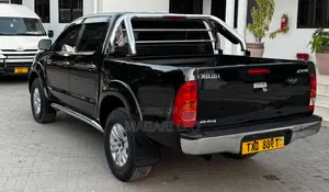 Toyota Hilux 3.0 D-4D Double Cab 2008 Black