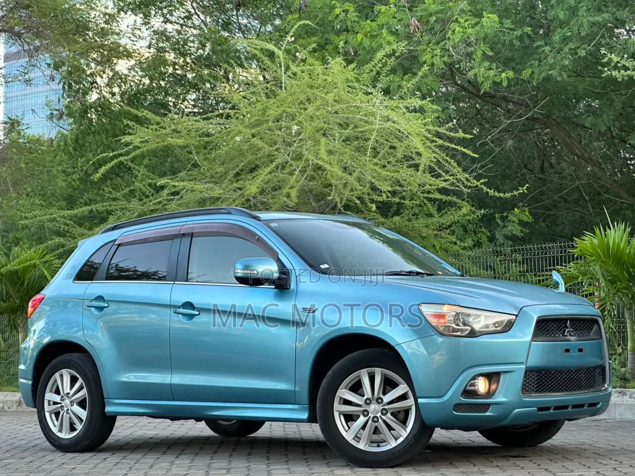 Mitsubishi RVR 2010 Blue