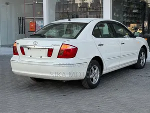 Toyota Premio 2003 White