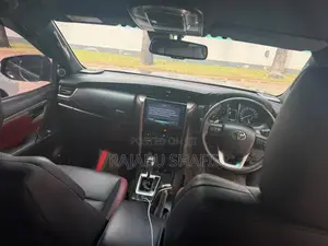 Toyota Fortuner 2.8 D AWD 2021 Black