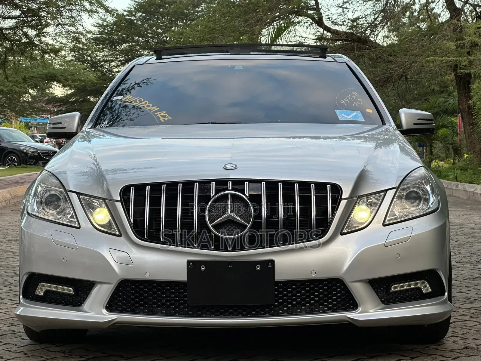 Mercedes-Benz E250 2011 Silver