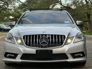 Mercedes-Benz E250 2011 Silver