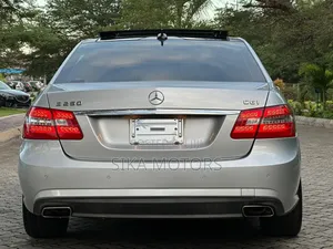 Mercedes-Benz E250 2011 Silver