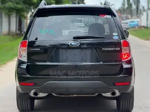 Subaru Forester 2010 Black