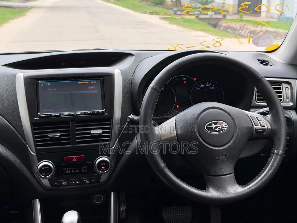 Subaru Forester 2010 Black