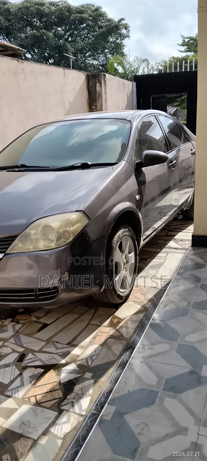 Nissan Primera 2002 Gray