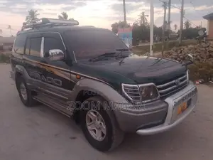 Toyota Land Cruiser Prado 2003 Green